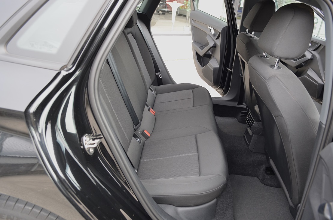 Audi A3 2.0 TDi 116cv Sportback 5p., miniatura 8