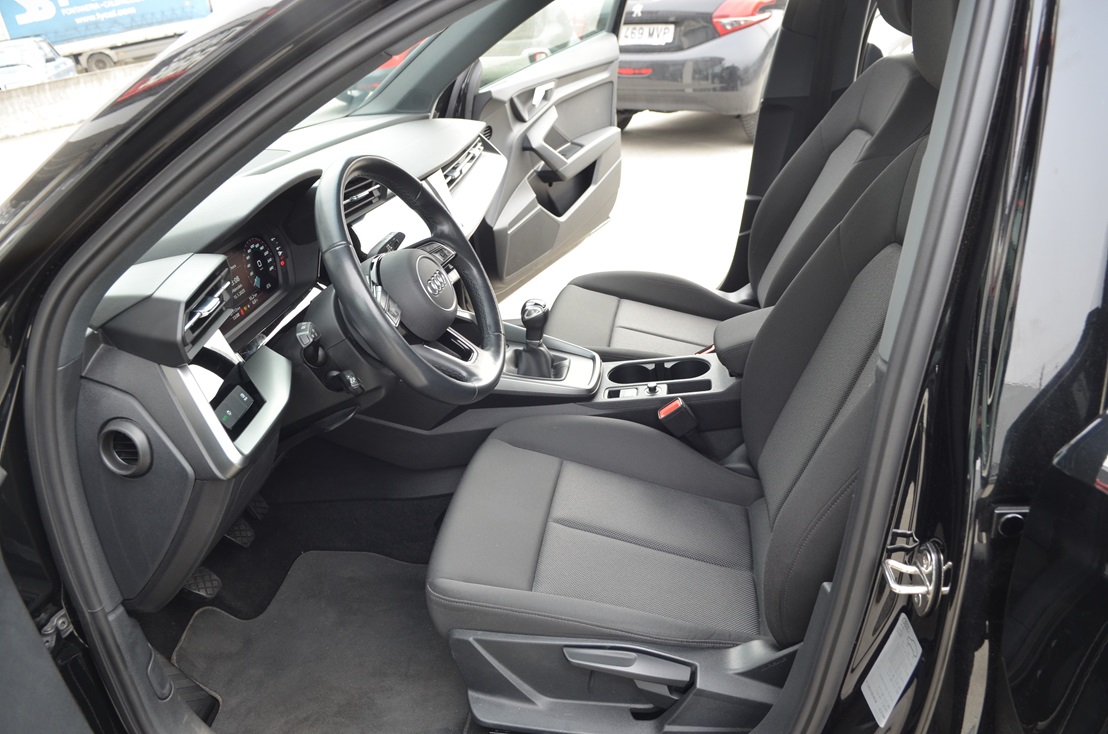 Audi A3 2.0 TDi 116cv Sportback 5p., miniatura 5