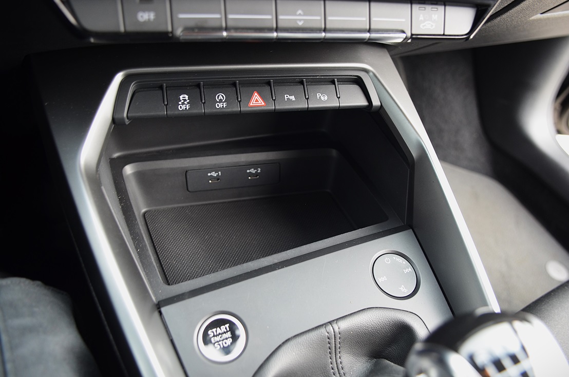 Audi A3 2.0 TDi 116cv Sportback 5p., miniatura 12