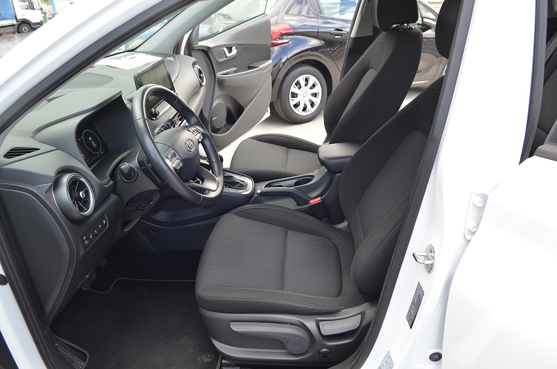 Hyundai Kona 1,6 CRDI 136CV Hibrido-Diesel Autom DCT-7 4X2 5p., miniatura 5