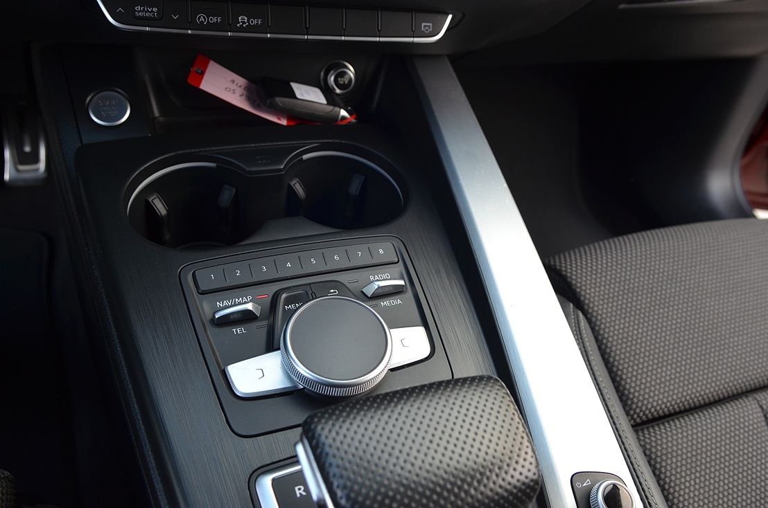 Audi A4 2.0 40 TDi S-Line 190cv Quattro S-tronic 4p., miniatura 12
