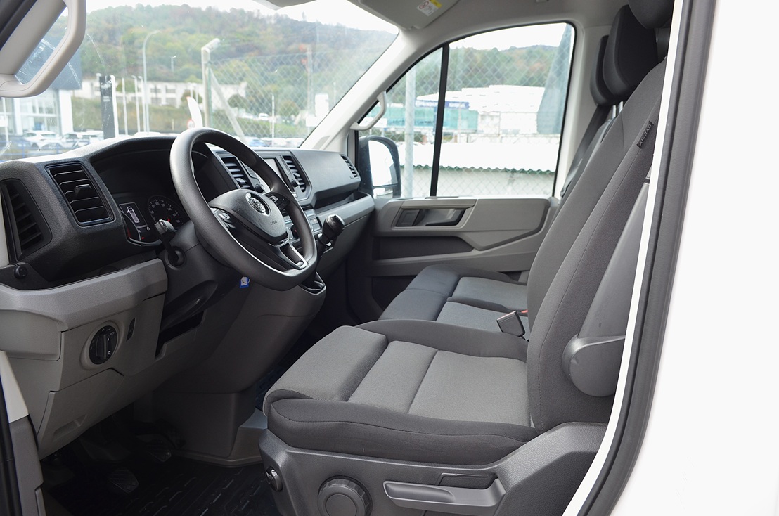 Volkswagen Crafter Furgon 2.0 TDI 140cv 30 Techo Alto FWD 5p, miniatura 5