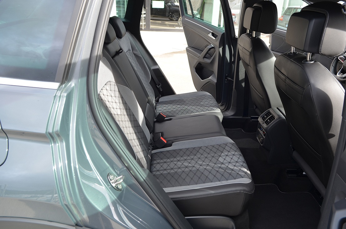 VW Tiguan R-Line Exclusive 2.0 Tdi DSG 150cv 5p., miniatura 8