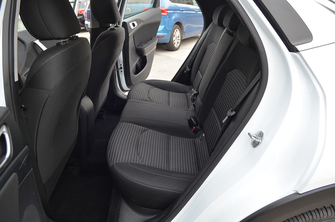 Kia X-Ceed 1.6 Crdi Active 135cv Autom. 7Vel. 5p., miniatura 8