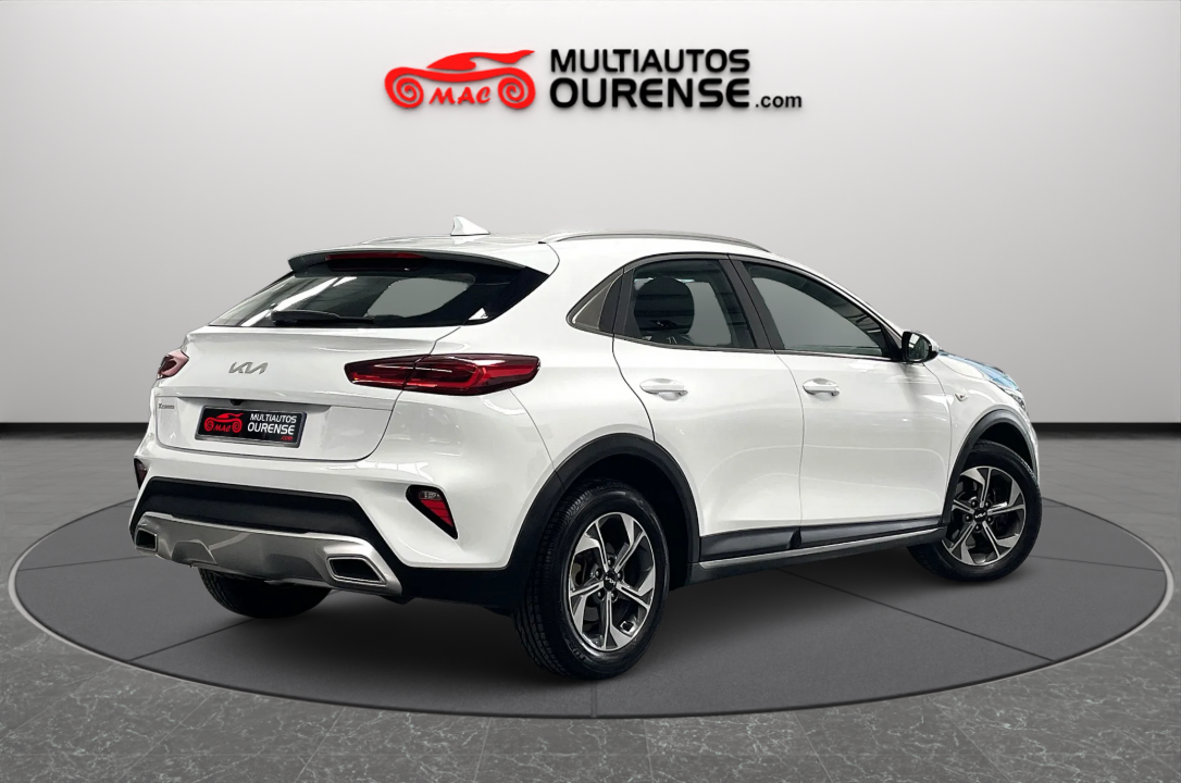 Kia X-Ceed 1.6 Crdi Active 135cv Autom. 7Vel. 5p., miniatura 4