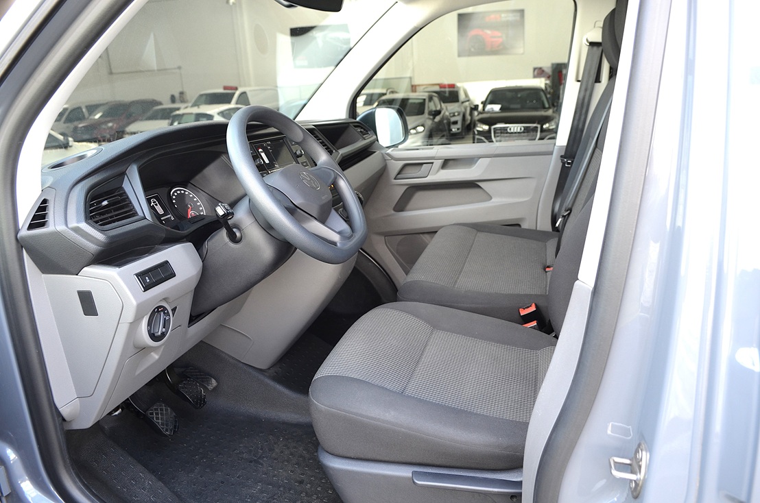 VW Transporter 2.0 Tdi 110cv 3 plazas, L1 H1 Furgón 5p., miniatura 5