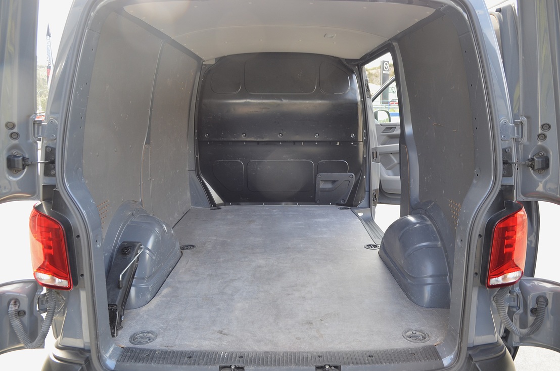 VW Transporter 2.0 Tdi 110cv 3 plazas, L1 H1 Furgón 5p., miniatura 14