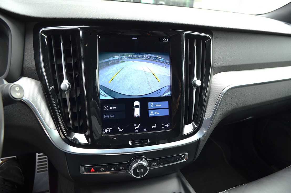 Volvo V60 2.0 D3 150cv R-Design Exclusive 5p, miniatura 11
