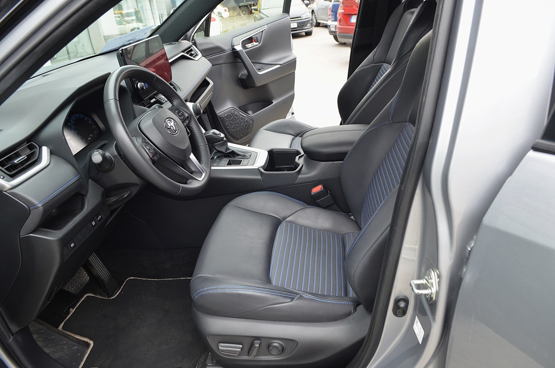 Toyota RAV4 2.5 Hybrid 218cv Style Automatic 5p, miniatura 5